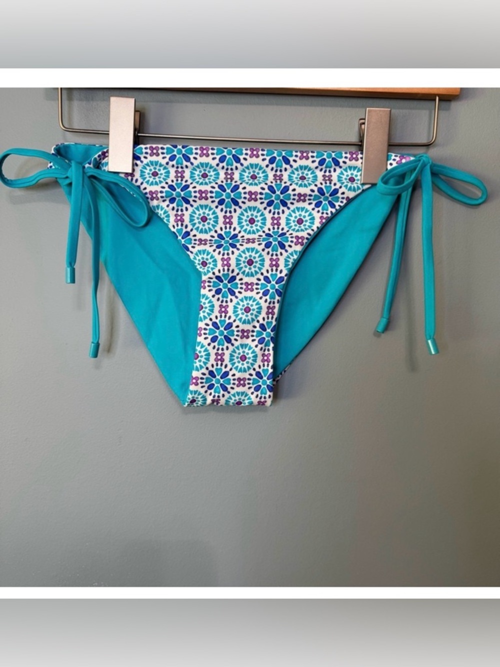Lands' End Reversible Geometric Print String Bikini Bottom. NEW. Small (6-8)